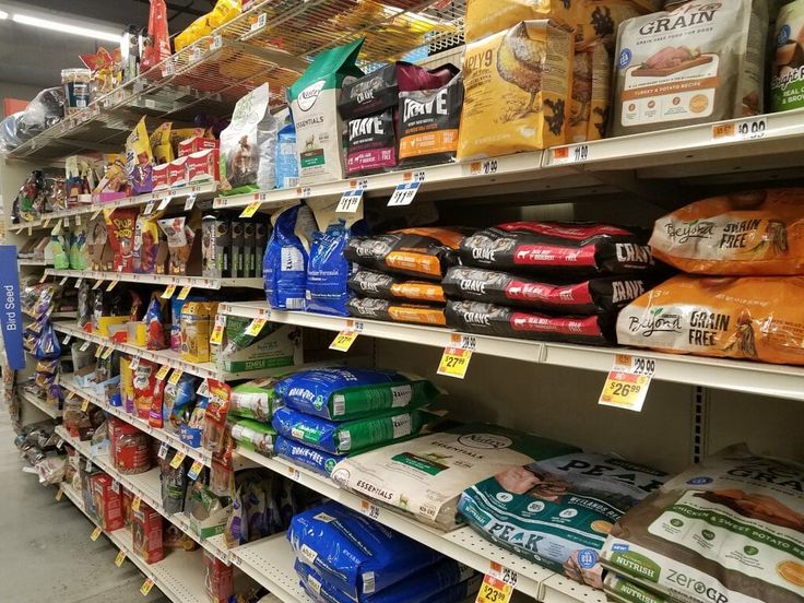 5 Tips to Save on Pet Food for Large Dogs